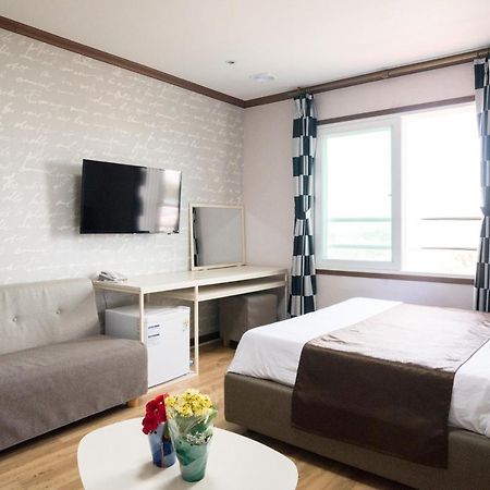 Seongsan Aqua Beach Hotel Seogwipo-stad Buitenkant foto